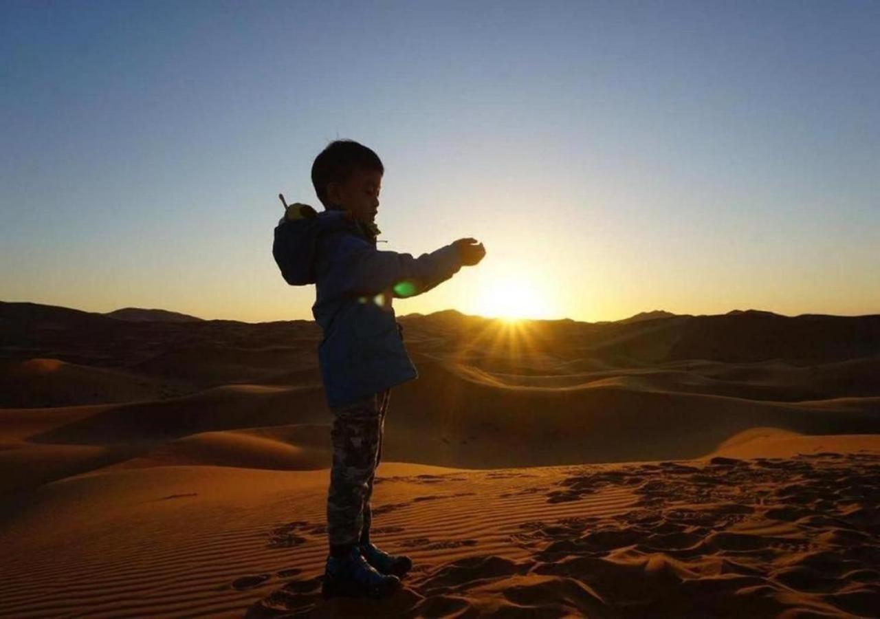 Chegaga Desert Trips Hotel M'Hamid Buitenkant foto